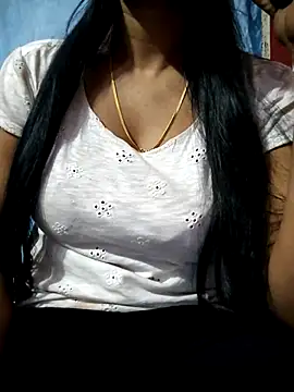 Ezabelljohn online show from April 15, 10:11 am