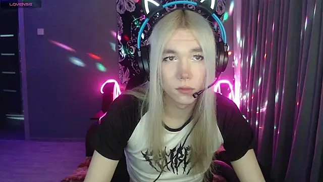 stiff boys online show from March 4, 7:20 pm