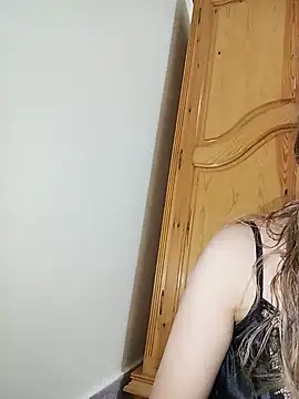 Snapshot of indilasixeey chatting on July 19, 10:02 pm indilasixeey online show from July 19, 10:02 pm