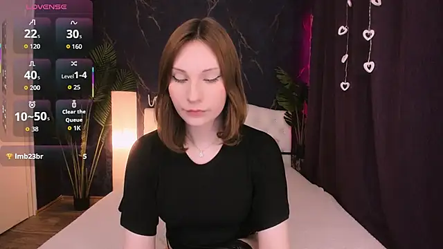 Snapshot of Lady_Moor chatting on November 19, 9:48 pm Lady Moor online show from November 19, 9:48 pm