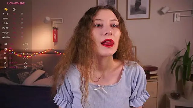 MegganKinson online show from January 7, 5:21 am