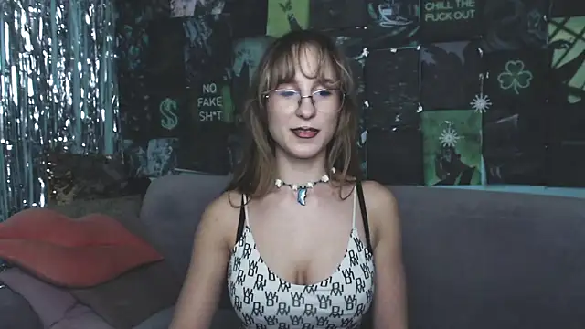 AlishaKellyi online show from November 15, 2:13 pm