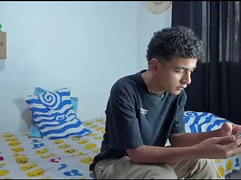 Daniel Hot276 online show from January 9, 9:05 pm