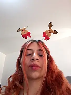 Snapshot of Lunatemptress4 chatting on December 1, 1:16 pm Lunatemptress4 online show from December 1, 1:16 pm