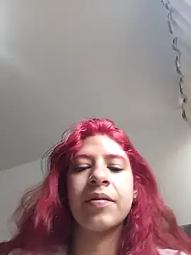 Snapshot of Lunatemptress4 chatting on December 5, 12:03 pm Lunatemptress4 online show from December 5, 12:03 pm