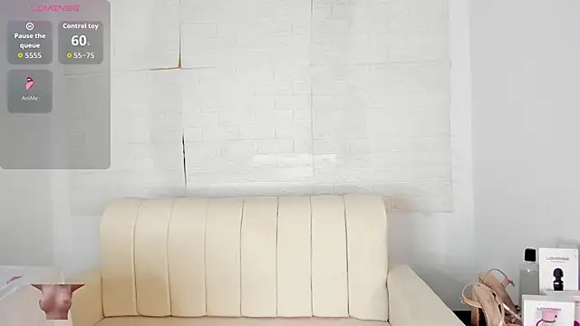 Snapshot of Katie_perry18 chatting on November 19, 7:25 pm Katie perry18 online show from November 19, 7:25 pm