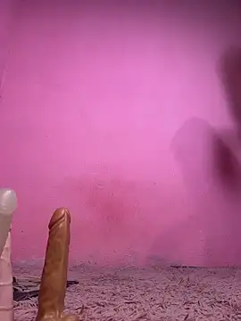 Gigi Scott  online show from April 22, 12:02 am