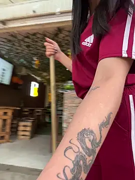 Lia  white online show from November 9, 9:24 pm