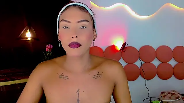 Snapshot of JessiValentin chatting on June 17, 12:50 pm JessiValentin online show from June 17, 12:50 pm