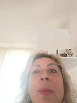 Snapshot of Anabel-455 chatting on October 25, 11:40 am Anabel-455 online show from October 25, 11:40 am