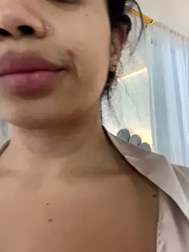 AbbyHank2 online show from December 1, 6:13 pm