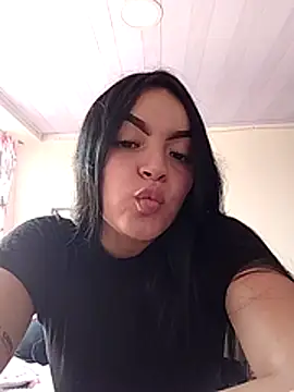 Nuvi jonhs online show from October 30, 8:20 pm