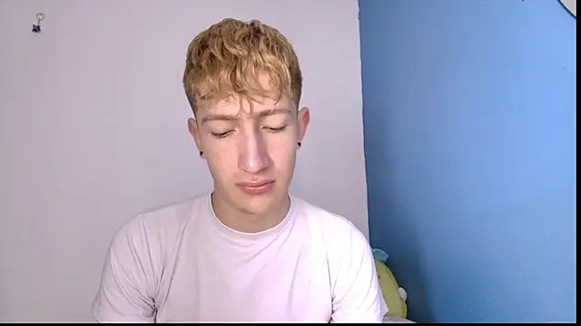 Erick Taylor3 online show from April 16, 7:47 pm