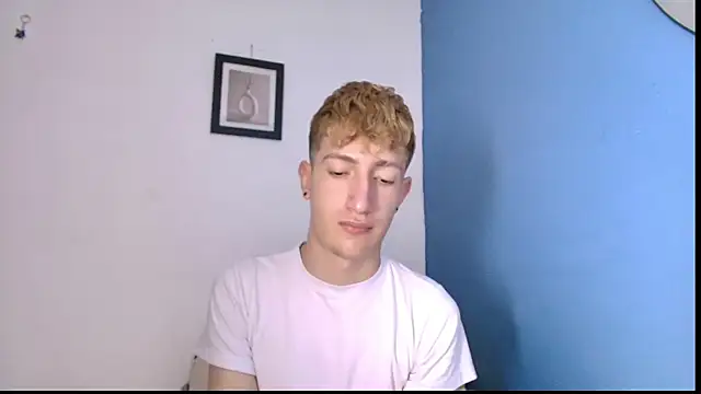 Erick Taylor3 online show from April 16, 9:39 pm