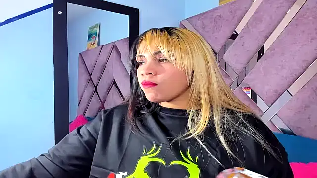 Faehlis  online show from November 12, 4:02 am