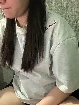 May2k2 online show from April 24, 1:57 pm