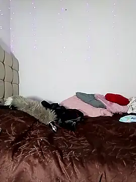 anny sweet17 online show from December 16, 4:06 am