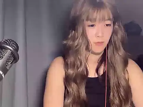 Snapshot of SophiaHu chatting on October 27, 3:49 pm SophiaHu online show from October 27, 3:49 pm