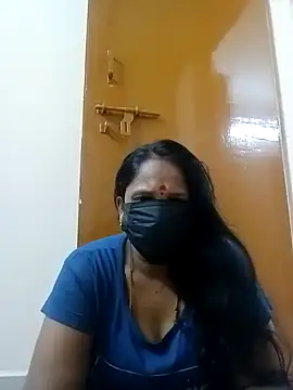 Snapshot of tamilammu1431 chatting on November 6, 2:18 pm tamilammu1431 online show from November 6, 2:18 pm