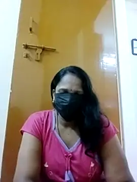 Snapshot of tamilammu1431 chatting on November 30, 6:01 pm tamilammu1431 online show from November 30, 6:01 pm