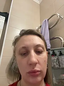 Snapshot of sirena_x_baby chatting on October 26, 7:58 am sirena x baby online show from October 26, 7:58 am