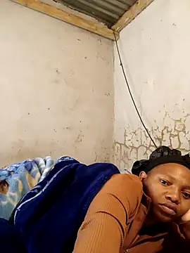 Snapshot of 09slambitch chatting on November 17, 7:36 am 09slambitch online show from November 17, 7:36 am