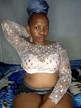 Snapshot of 09slambitch chatting on December 18, 4:57 pm 09slambitch online show from December 18, 4:57 pm