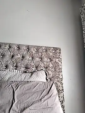 Snapshot of IndianLara chatting on November 12, 7:09 am IndianLara online show from November 12, 7:09 am