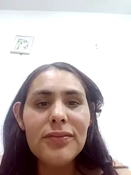 Snapshot of blanca24325 chatting on October 25, 5:15 am blanca24325 online show from October 25, 5:15 am