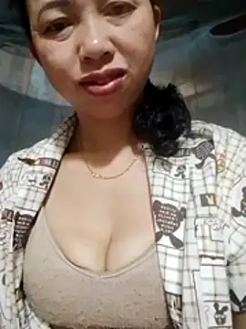 TRIEUTRIEU20 online show from March 28, 5:12 pm