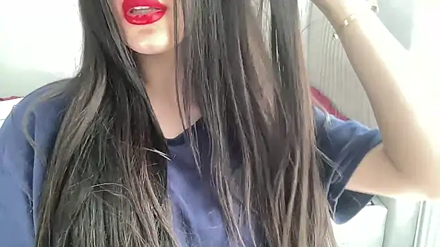 Snapshot of alyx_ chatting on July 6, 4:20 pm alyx online show from July 6, 4:20 pm