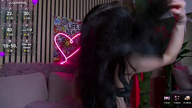 MirunaHaze online show from April 2, 3:37 am