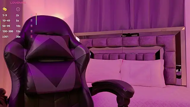 Bella Clark2 online show from December 3, 4:20 am