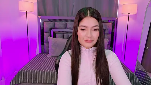 Bella Clark2 online show from March 25, 2:45 pm