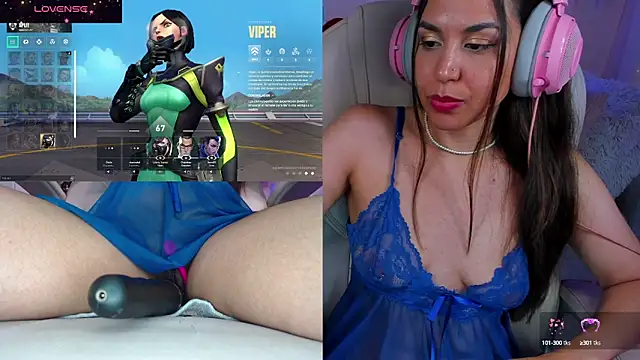 Snapshot of VenusIsLove_ chatting on December 8, 11:08 pm VenusIsLove online show from December 8, 11:08 pm