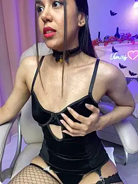 Snapshot of VenusIsLove_ chatting on October 19, 7:03 pm VenusIsLove online show from October 19, 7:03 pm