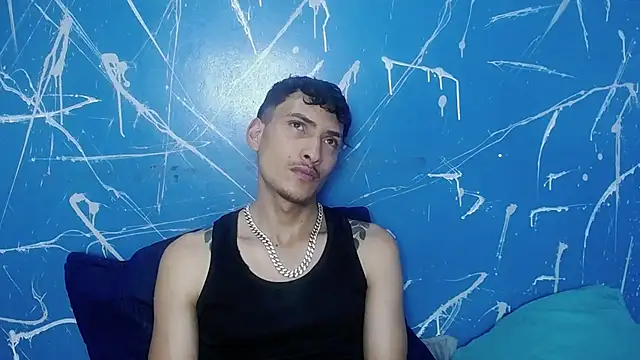 SavageLover  online show from December 5, 3:59 am