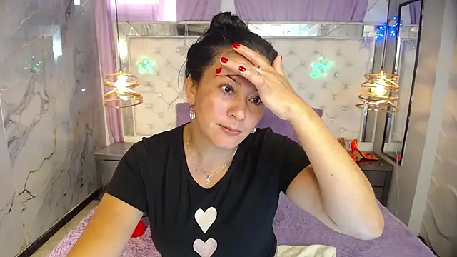 Melissa-roberts online show from December 22, 8:39 pm