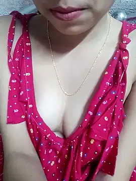 Sujatab250 online show from October 31, 7:04 pm