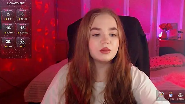 EmilyRisse online show from October 31, 5:25 pm