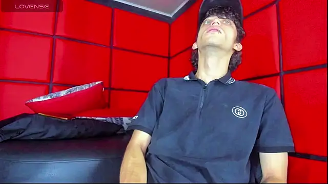 Khalid16  online show from October 29, 2:19 pm