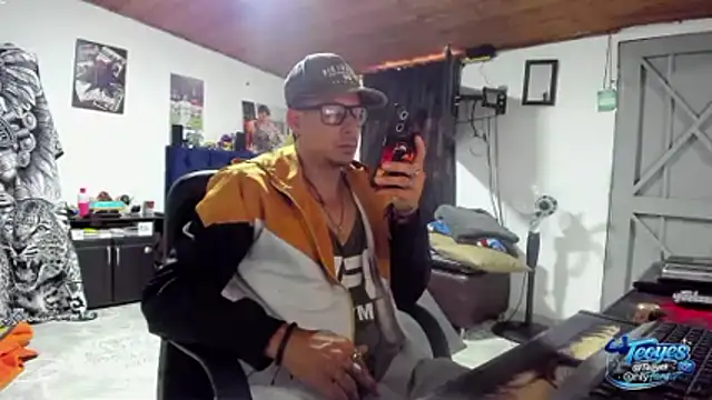 Malek Ivonny online show from March 18, 4:32 pm