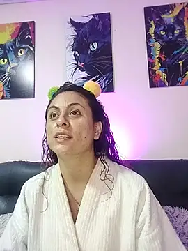 Caroline Jons online show from October 29, 11:23 am