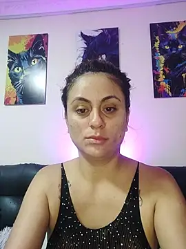 Caroline Jons online show from October 31, 10:49 am