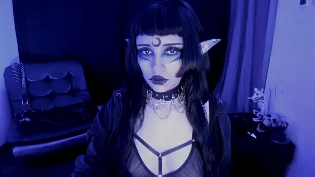 Yueeclipsa online show from January 18, 4:49 am