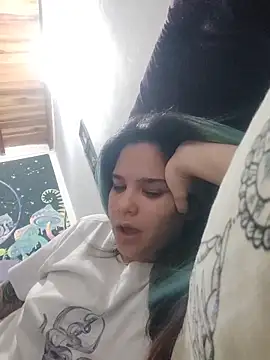 Snapshot of AshGraven chatting on November 15, 1:03 am AshGraven online show from November 15, 1:03 am