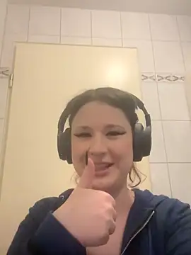 Snapshot of Melissa-Kiss chatting on October 31, 6:09 pm Melissa-Kiss online show from October 31, 6:09 pm