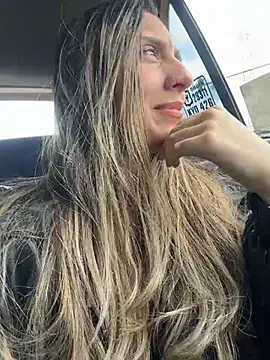 Snapshot of sarah_honey__ chatting on November 10, 2:49 pm sarah honey online show from November 10, 2:49 pm