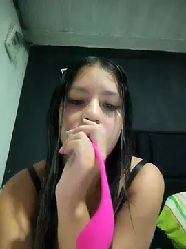 Emily Sore online show from November 7, 4:12 am