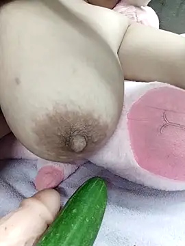 Snapshot of Big_booobs8 chatting on November 12, 2:23 am Big booobs8 online show from November 12, 2:23 am